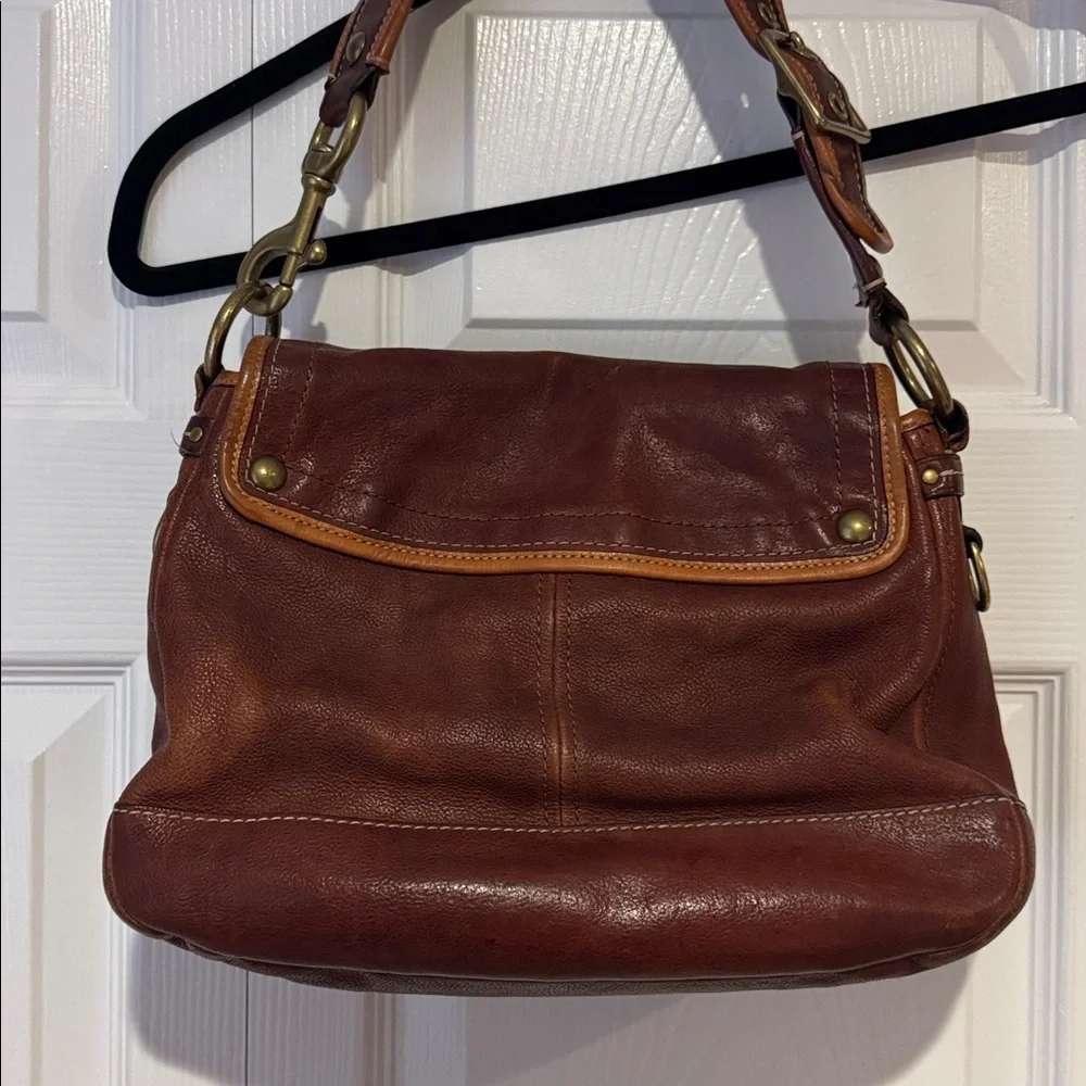 Vintage Coach Legacy Shoulder Bag - Picture 4 of 16